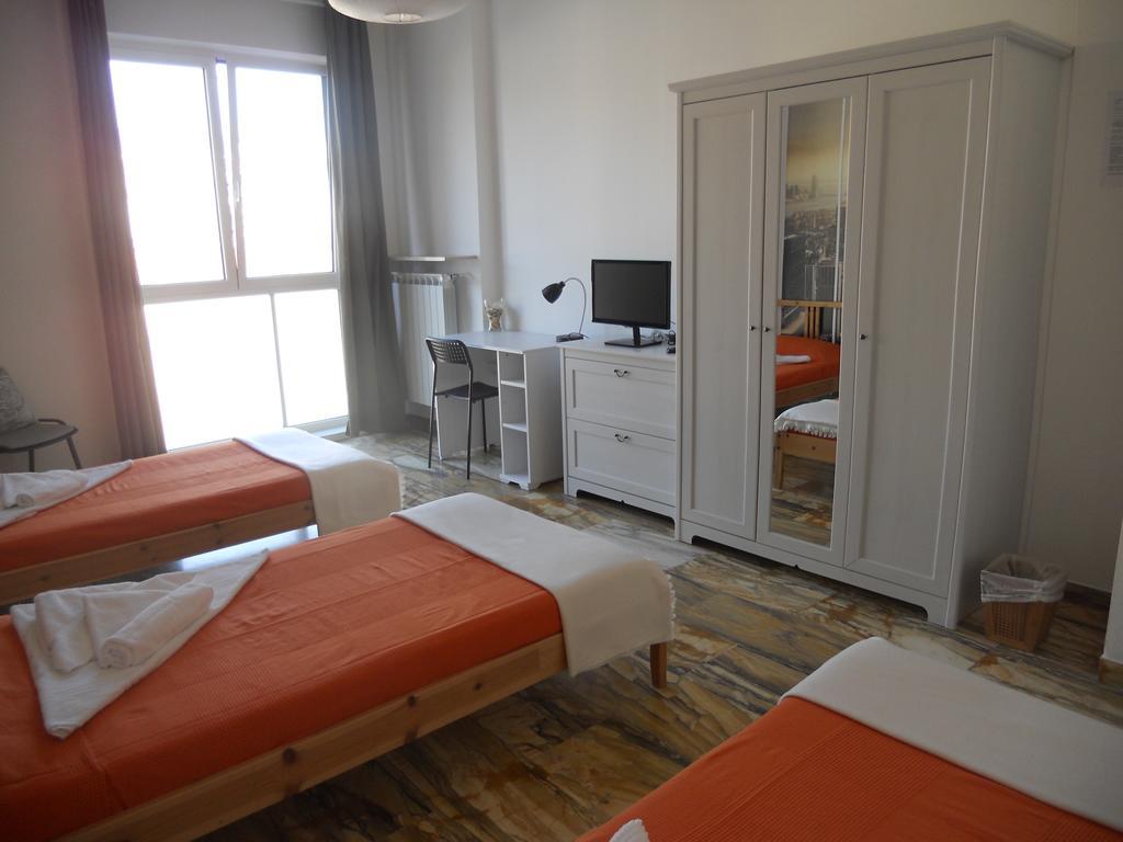 B&B International Trieste Bilik gambar