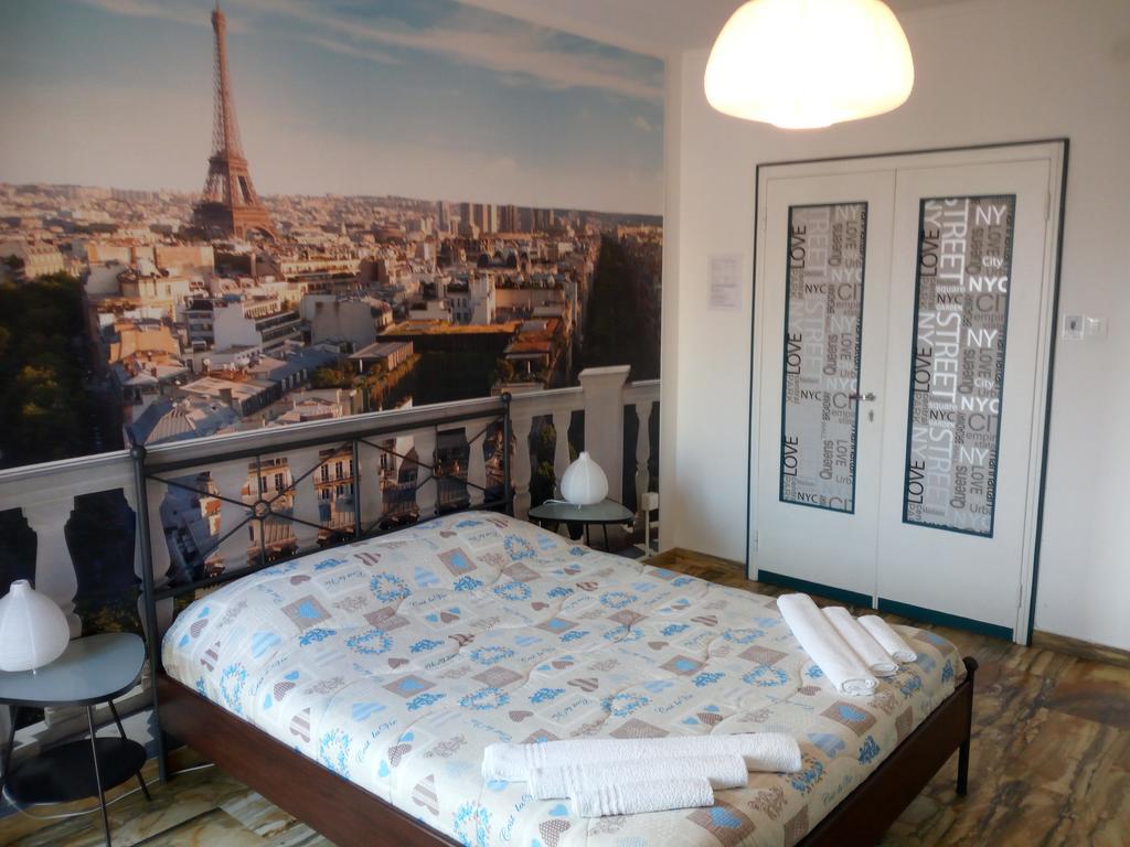 B&B International Trieste Luaran gambar