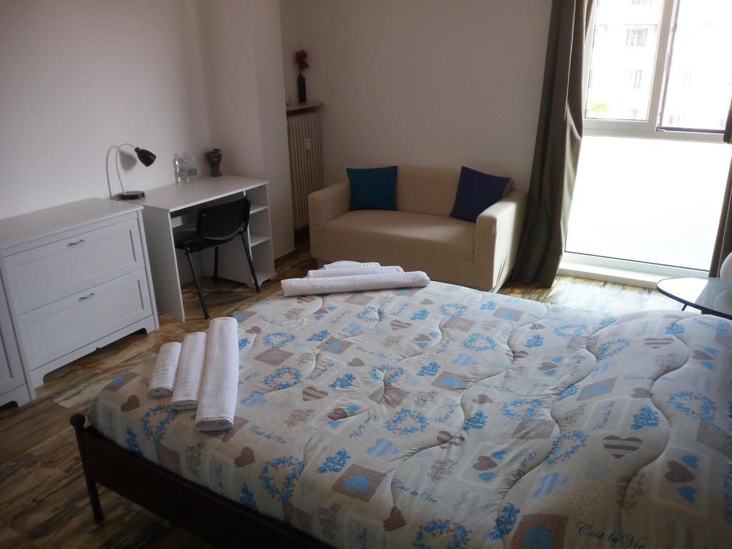 B&B International Trieste Luaran gambar
