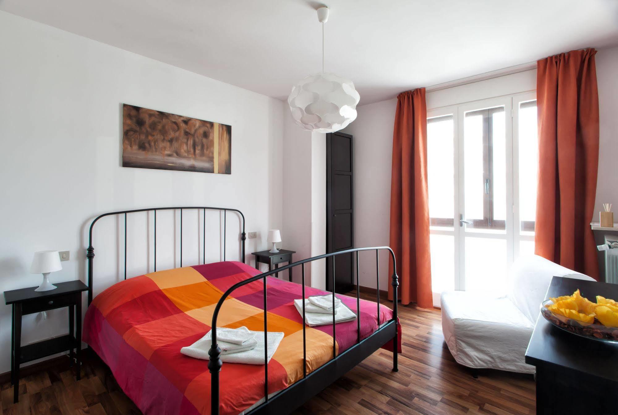 B&B International Trieste Luaran gambar