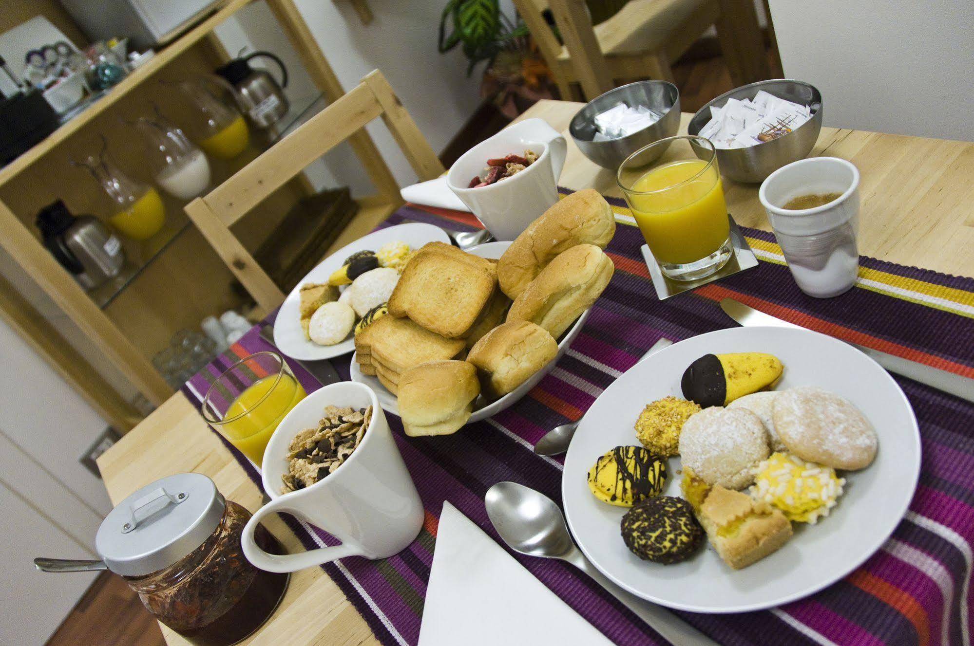 B&B International Trieste Luaran gambar